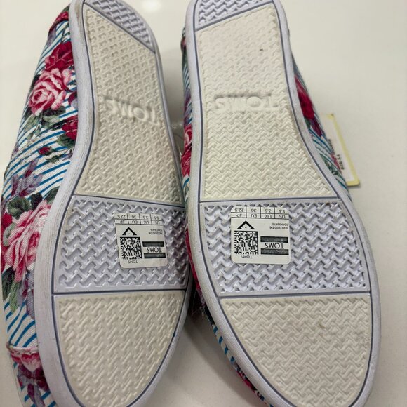 Toms Woman's Classic Slip On Shoes - Picture 2 of 3